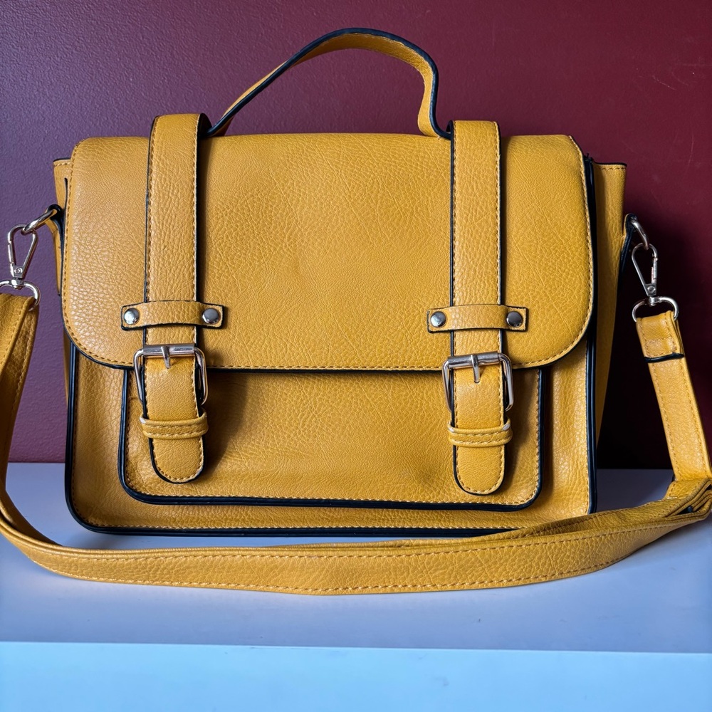 👛 (ANY 2/$30) ARDENE Handbag Strap Adjusts to Shoulder/Crossbody